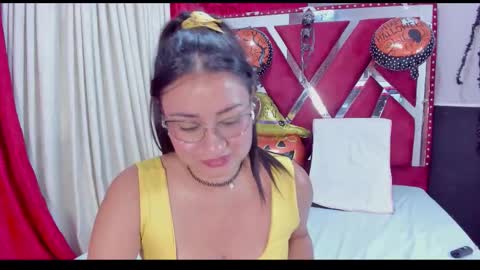 Snapshot of luna021_1 chatting on October 2025 09:26:02 PM Luna  online show from October 2025 09:26:02 PM