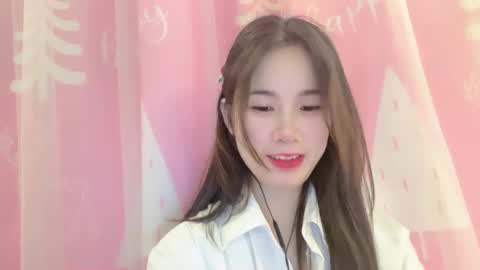 Luna online show from April 2026 03:49:02 PM