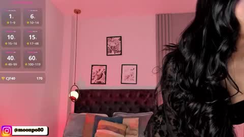     online show from November 2025 04:40:02 PM