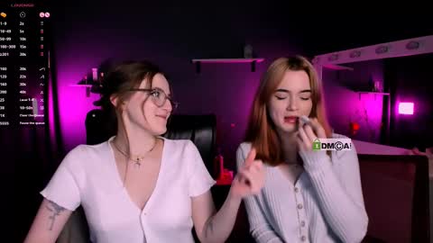 luna_berryy online show from March 2025 08:10:01 PM