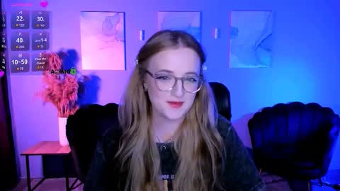 Snapshot of luna_berryy chatting on March 2026 07:54:02 PM luna_berryy online show from March 2026 07:54:02 PM