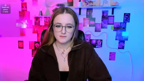 Snapshot of luna_berryy chatting on April 2026 08:48:01 PM luna_berryy online show from April 2026 08:48:01 PM