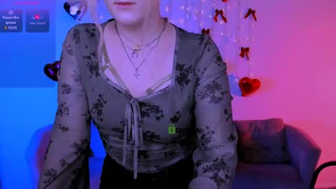 Snapshot of luna_berryy chatting on April 2026 07:21:02 PM luna_berryy online show from April 2026 07:21:02 PM