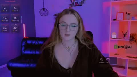 Snapshot of luna_berryy chatting on April 2026 07:17:02 PM luna_berryy online show from April 2026 07:17:02 PM