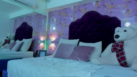 Luna Bloom online show from May 2026 06:09:02 AM