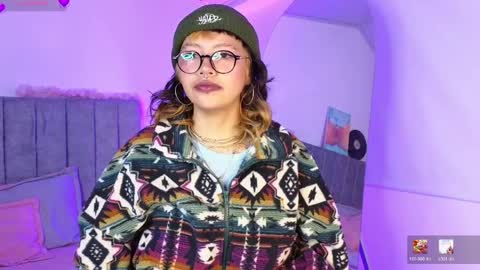 Snapshot of luna_blooms chatting on April 2026 11:44:02 AM luna_blooms online show from April 2026 11:44:02 AM