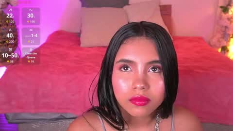 Snapshot of luna_cullen chatting on May 2026 07:22:02 PM Lunita online show from May 2026 07:22:02 PM