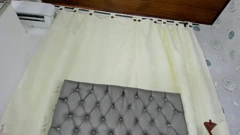 Luna Eva online show from February 2025 08:49:01 PM