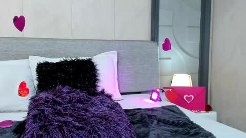  Luna Fioree  online show from February 2025 09:20:02 PM