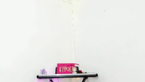  Luna Fioree  online show from October 2025 04:37:01 AM