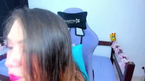 Luna Gomez online show from October 2025 05:10:02 AM