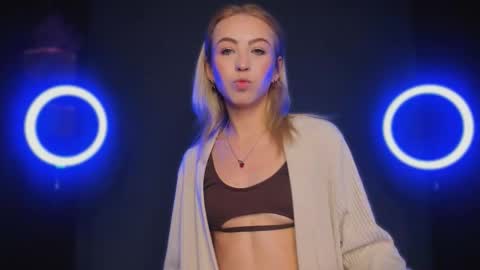 Elizabeth online show from January 2026 06:19:01 AM