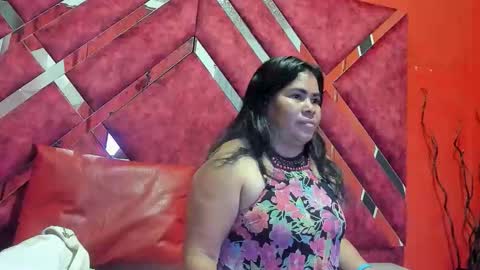 luna_hott1_ online show from December 2025 02:12:02 PM