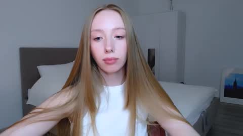 Luna online show from December 2024 03:15:01 AM