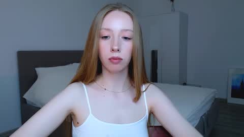 Luna online show from December 2024 08:58:02 PM