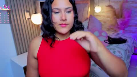 Luna  Jonez  online show from November 2025 10:21:01 AM