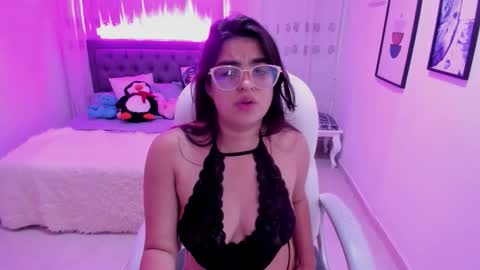 Luna online show from November 2025 11:24:02 AM