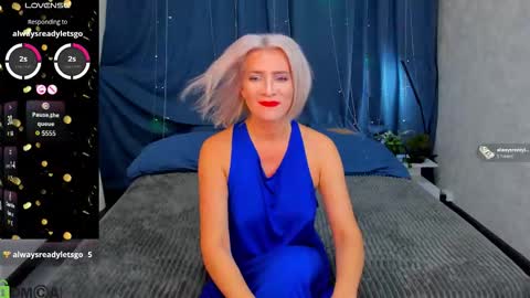 Snapshot of luna_lew1s chatting on November 2025 09:10:01 AM luna_lew1s online show from November 2025 09:10:01 AM