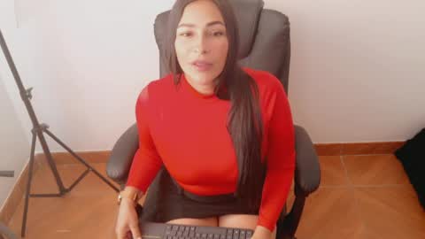Snapshot of luna_lgomez chatting on May 2026 06:27:01 PM luna online show from May 2026 06:27:01 PM