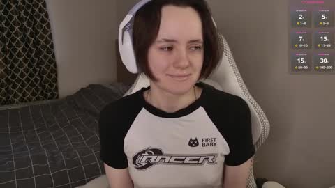 Snapshot of luna_loveeee chatting on April 2026 03:49:02 AM luna_loveeee online show from April 2026 03:49:02 AM