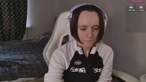 Snapshot of luna_loveeee chatting on April 2026 06:19:01 AM luna_loveeee online show from April 2026 06:19:01 AM