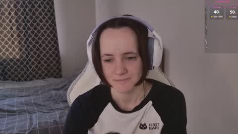 Snapshot of luna_loveeee chatting on April 2026 05:10:01 AM luna_loveeee online show from April 2026 05:10:01 AM