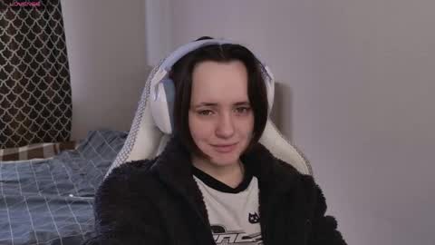 Snapshot of luna_loveeee chatting on April 2026 06:11:02 AM luna_loveeee online show from April 2026 06:11:02 AM