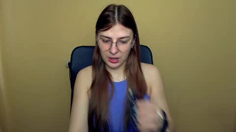 Snapshot of luna_lush_ chatting on March 2026 10:10:01 AM Luna online show from March 2026 10:10:01 AM