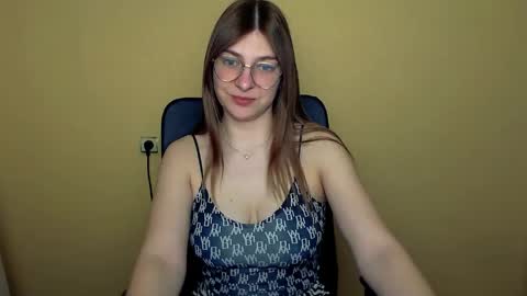 Snapshot of luna_lush_ chatting on April 2026 07:47:02 AM Luna online show from April 2026 07:47:02 AM