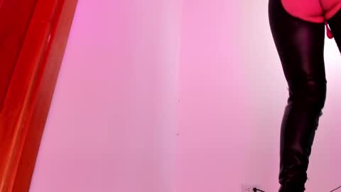 Snapshot of luna_marquez_ chatting on October 2025 11:55:02 AM Luna Marquez online show from October 2025 11:55:02 AM