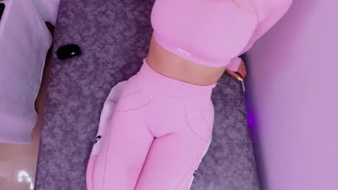 Luna Marquez online show from February 2026 05:00:01 PM