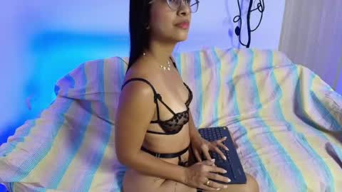 Lunaa online show from June 2026 01:48:02 PM
