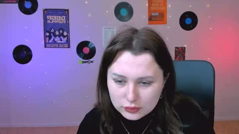 Snapshot of luna_noct chatting on April 2026 09:02:01 AM Princess Luna online show from April 2026 09:02:01 AM