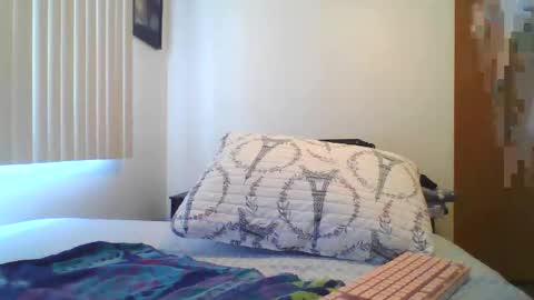Snapshot of luna_samosienko chatting on May 2026 05:31:01 PM Luna Samosienko online show from May 2026 05:31:01 PM