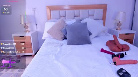 Snapshot of luna_shea chatting on September 2025 11:48:01 AM Luna online show from September 2025 11:48:01 AM