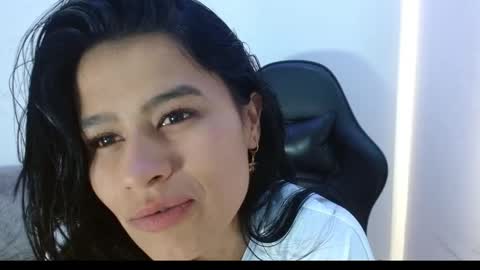 Snapshot of luna_starr69 chatting on September 2025 06:44:02 PM luna_starr69 online show from September 2025 06:44:02 PM