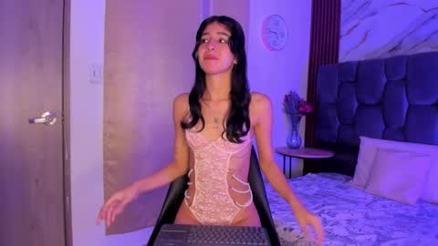 luna_sthonem online show from November 2025 12:49:01 PM