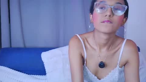 Snapshot of luna_valen chatting on July 2026 08:33:02 PM luna_valen online show from July 2026 08:33:02 PM