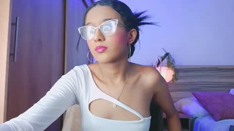 Snapshot of luna_valen chatting on July 2026 09:41:01 PM luna_valen online show from July 2026 09:41:01 PM