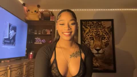 lunaa_11 online show from November 2025 04:51:01 AM