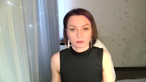 Snapshot of lunaa_bluee chatting on June 2026 06:13:01 PM lunaa_bluee online show from June 2026 06:13:01 PM