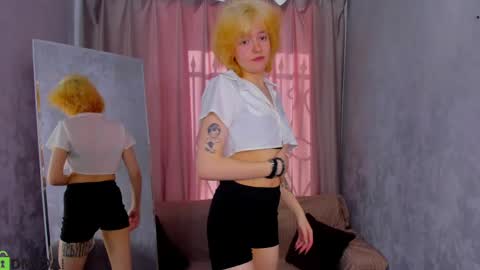 Snapshot of lunaabee chatting on April 2026 01:12:01 AM Luna online show from April 2026 01:12:01 AM