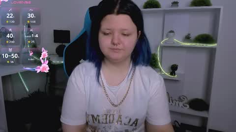 Luna online show from April 2026 06:22:01 AM