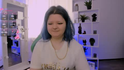 Luna online show from April 2026 05:59:01 AM