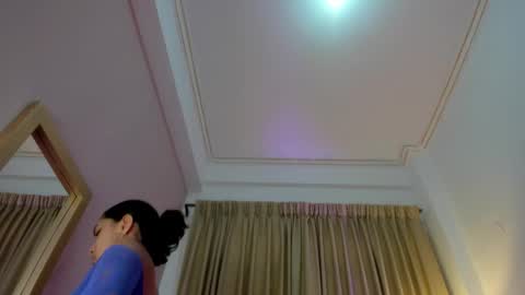 Luna Aspen online show from September 2025 05:49:01 PM