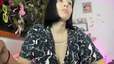 lunacristal_moon online show from February 2025 11:02:02 AM