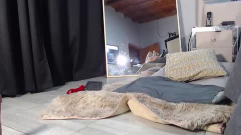 Snapshot of lunaflorez_ chatting on February 2025 06:56:01 AM LUNA online show from February 2025 06:56:01 AM