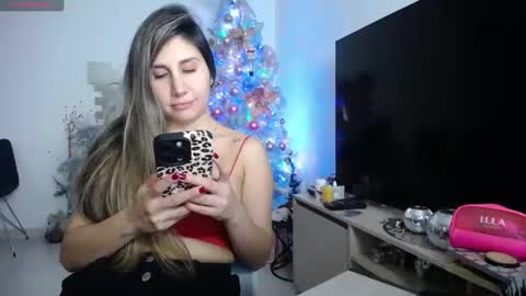 Snapshot of lunagardners chatting on January 2025 05:12:01 AM lunagardners online show from January 2025 05:12:01 AM