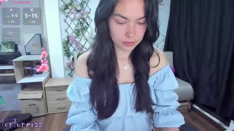 Luna online show from March 2025 04:39:02 AM