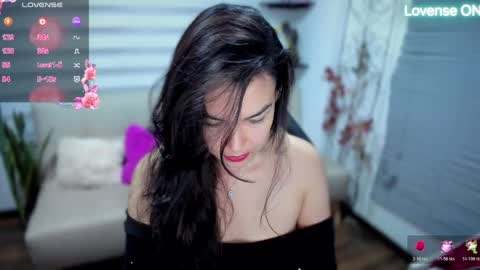 Luna online show from April 2026 01:50:02 AM